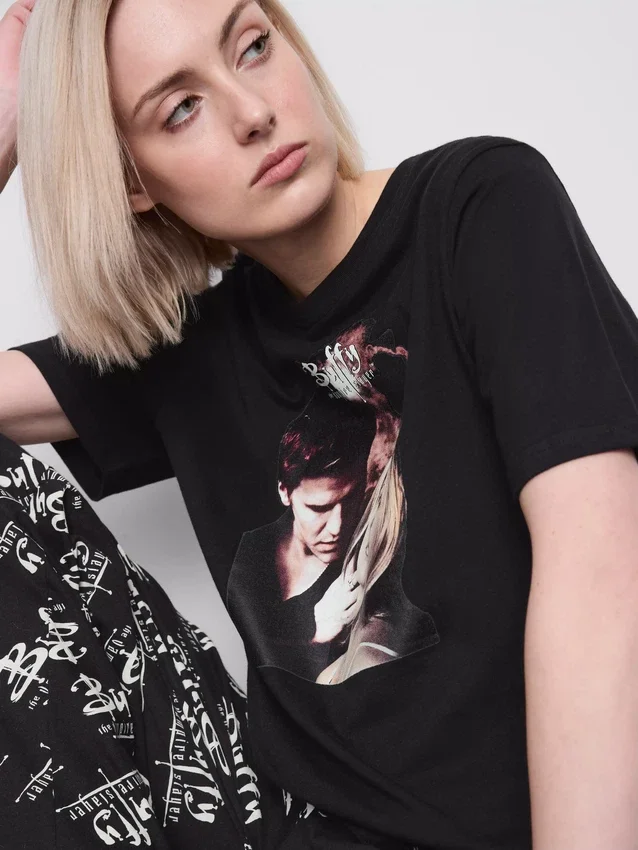 Pyjamasser med print af Buffy the Vampire Slayer