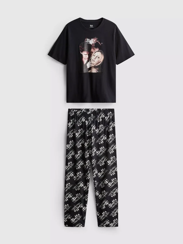 Pyjamasser med print af Buffy the Vampire Slayer