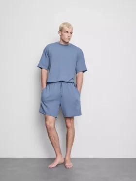 Pyjamasser med struktur og snøre