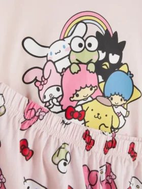 Pyjamastoppe med Hello Kitty og venner-motiv