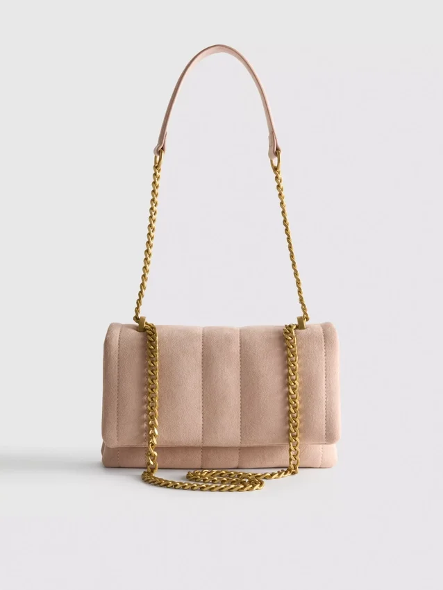 Quiltet crossbody-taske med kæde