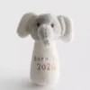 Rangle med teksten »Born in 2026«