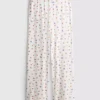 Ribbede pyjamasbukser med sommerfuglemotiv