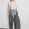 Ribbet bluse med knapper, med højt bomuldsindhold