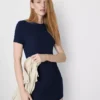 Ribbet bodycon mini-skjorte-kjole