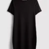 Ribbet bodycon mini-skjorte-kjole