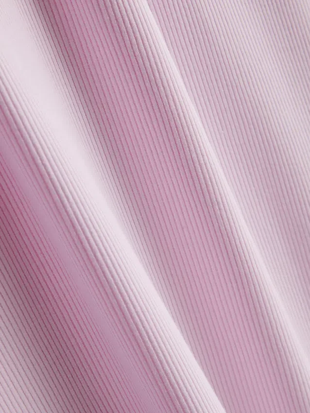 Ribbet bodycon mini-skjorte-kjole