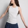 Ribbet racerback-tanktop med højt bomuldsindhold