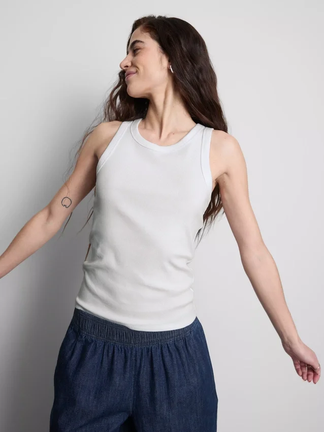 Ribbet racerback-tanktop med højt bomuldsindhold