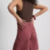 Ribbet racerback-tanktop med højt bomuldsindhold