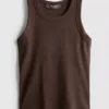 Ribbet racerback-tanktop med højt bomuldsindhold