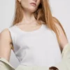 Ribbet tanktop i bomuldsblanding