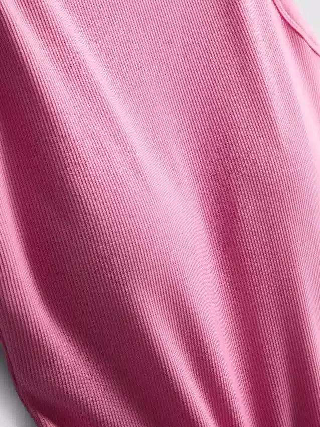 Ribbet tanktop med indbygget bh
