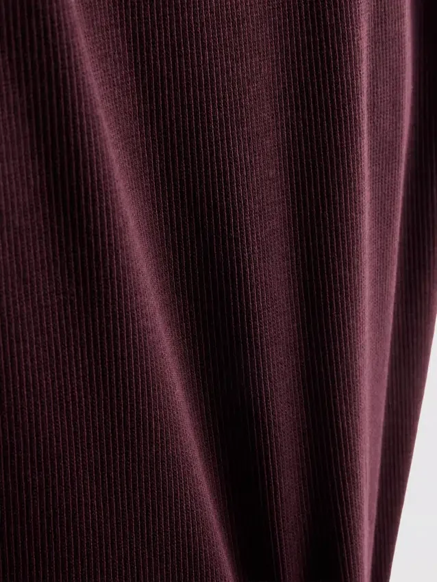 Ribbet tanktop med indbygget bh