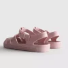 Sandaler i gennemsigtig plast
