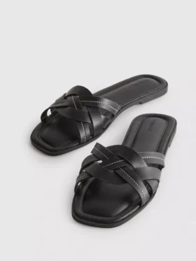 Sandaler i vævet imiteret læder