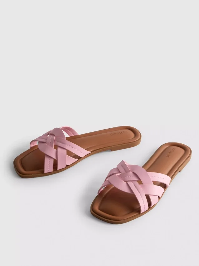 Sandaler i vævet imiteret læder