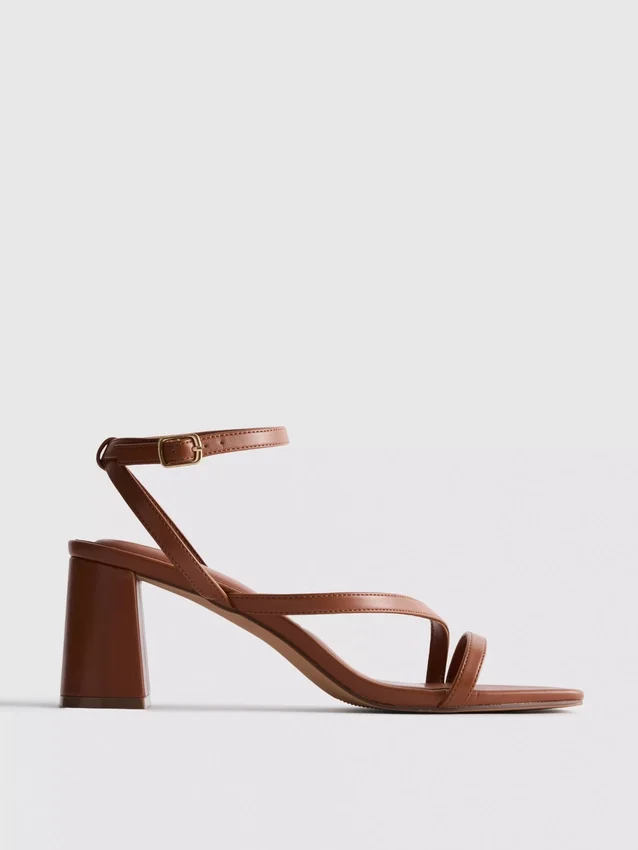 Sandaler med bred pasform og blokhæl