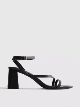 Sandaler med bred pasform og blokhæl