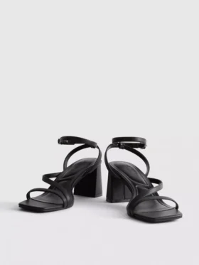 Sandaler med bred pasform og blokhæl