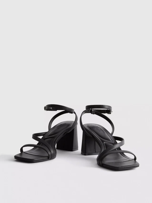 Sandaler med bred pasform og blokhæl