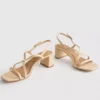 Sandaler med bred pasform, raffia-kant og blokhæl