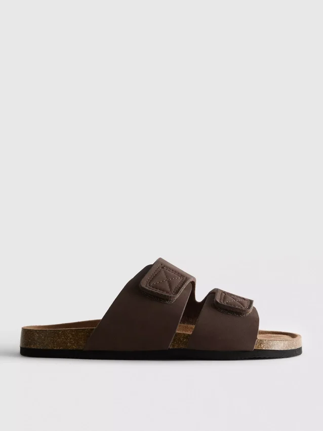 Sandaler med dobbelt rem