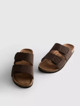 Sandaler med dobbelt rem