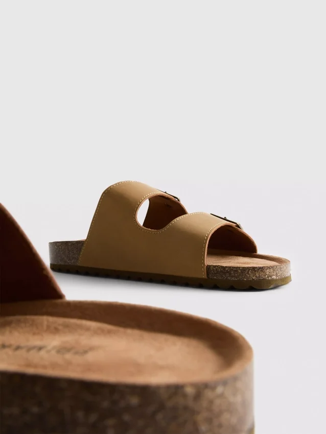 Sandaler med dobbelt spænde