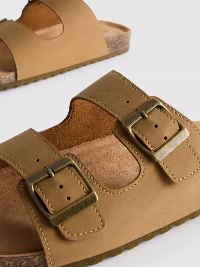 Sandaler med dobbelt spænde