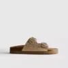 Sandaler med dobbelt spænde og dekorationer