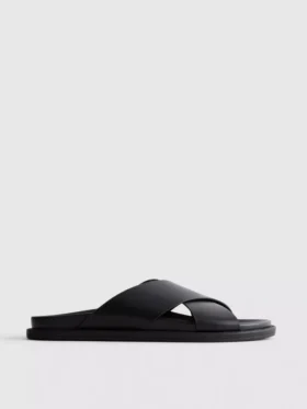 Sandaler med krydsremme