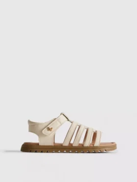 Sandaler med remme