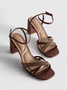 Sandaler med remme og rhinestone-højhælede sko