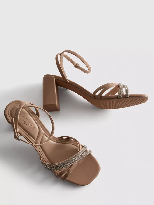 Sandaler med remme og rhinestone-højhælede sko