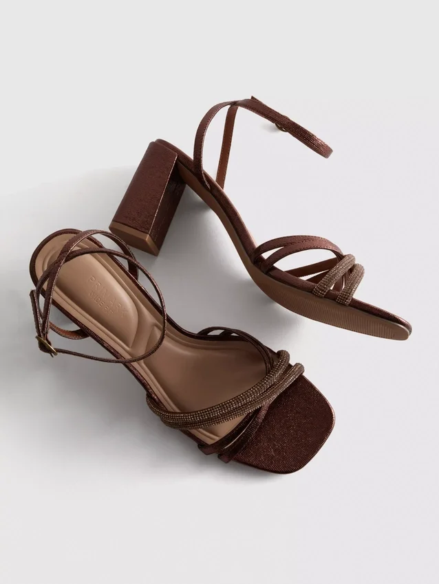 Sandaler med remme og rhinestone-højhælede sko