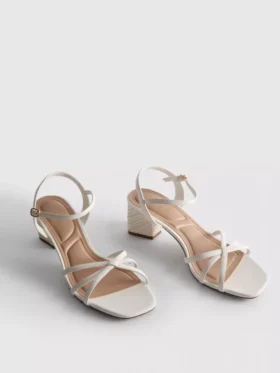 Sandaler med remme og vævet blokhæl