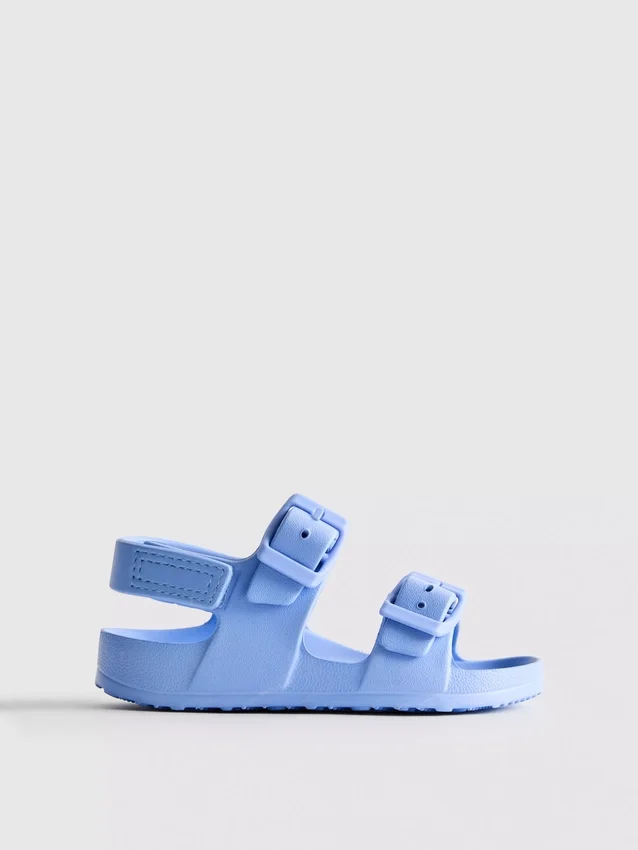 Sandaler med spænderem