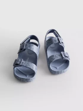 Sandaler med spænderem