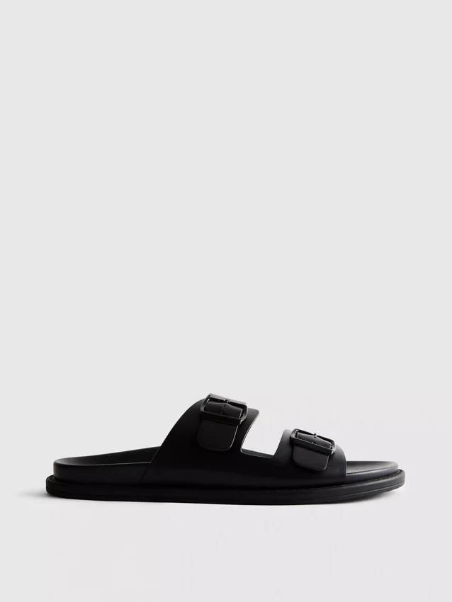 Sandaler med to remme