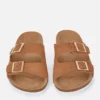 Sandaler med to remme og spænde