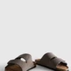 Sandaler med to remme og tyk sål