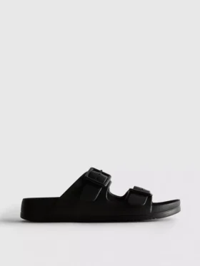 Sandaler med tykke remme og dobbelt spænde