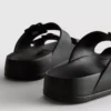 Sandaler med tykke remme og dobbelt spænde