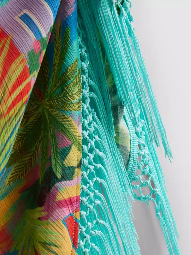 Sarong med frynser og tropisk print