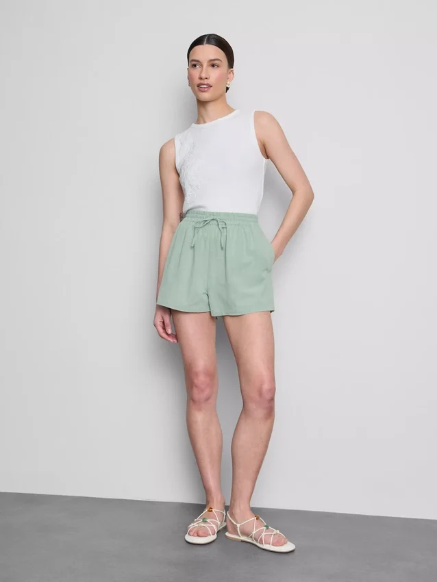 Shorts i bomuldsblanding med elastisk talje
