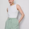 Shorts i bomuldsblanding med elastisk talje