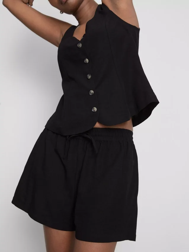 Shorts i bomuldsblanding med elastisk talje