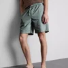 Shorts i linneblanding med snøre