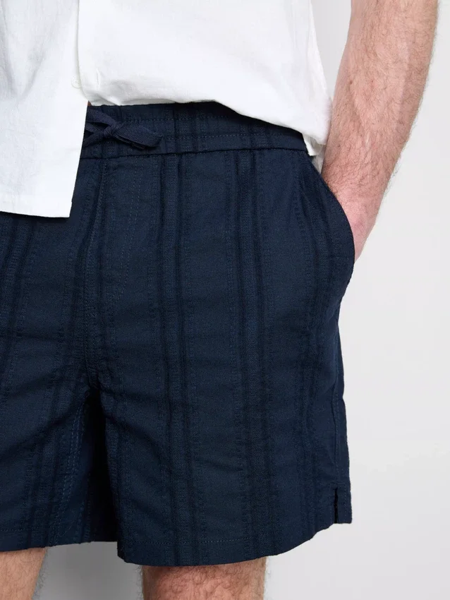 Shorts med struktur og snøre
